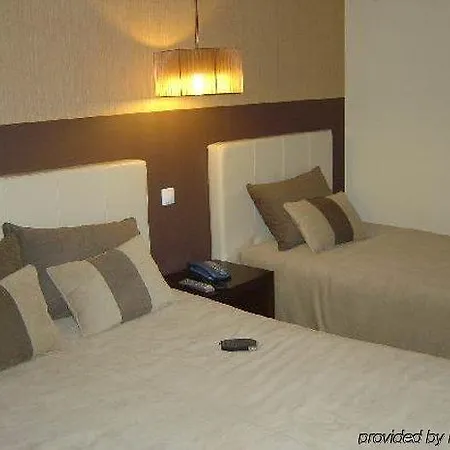 In Hotel 3*